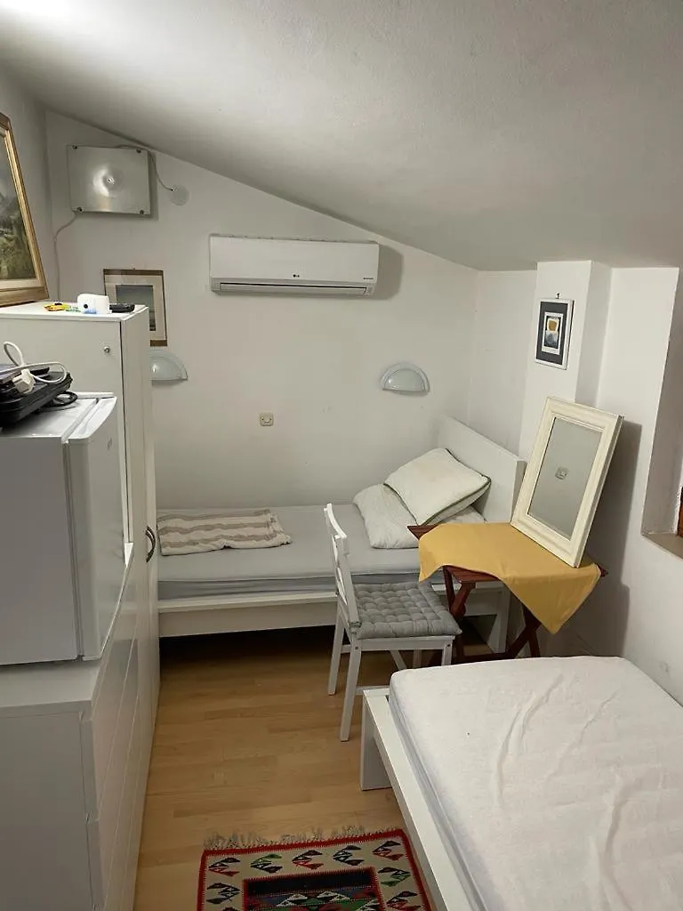 Guest House Accommodation Rupine Premantura