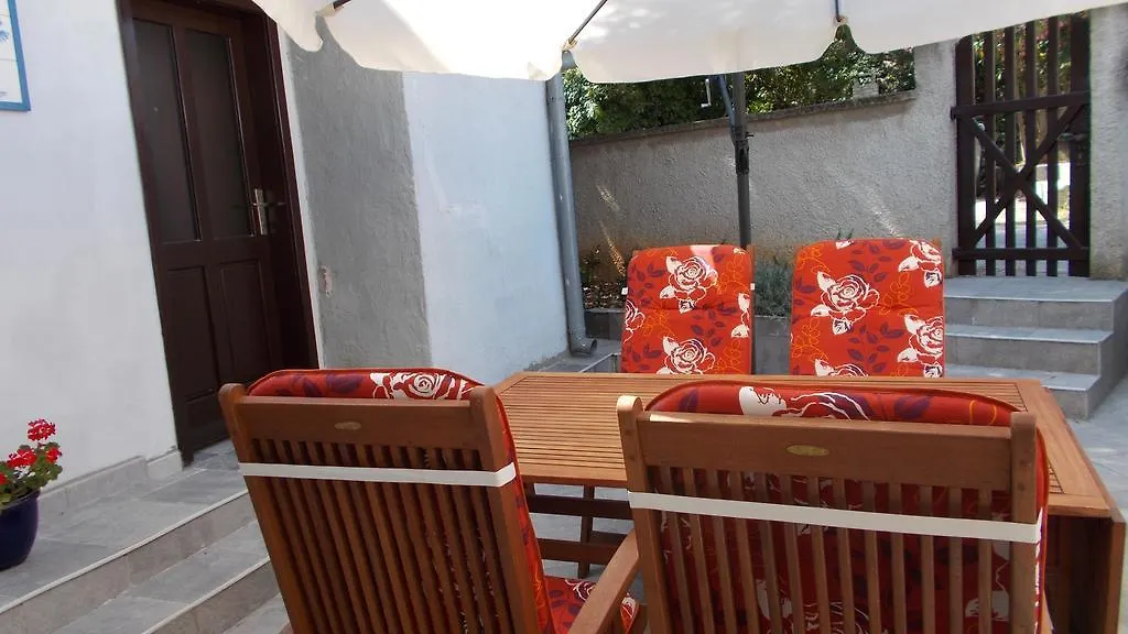 Guest House Accommodation Rupine Premantura