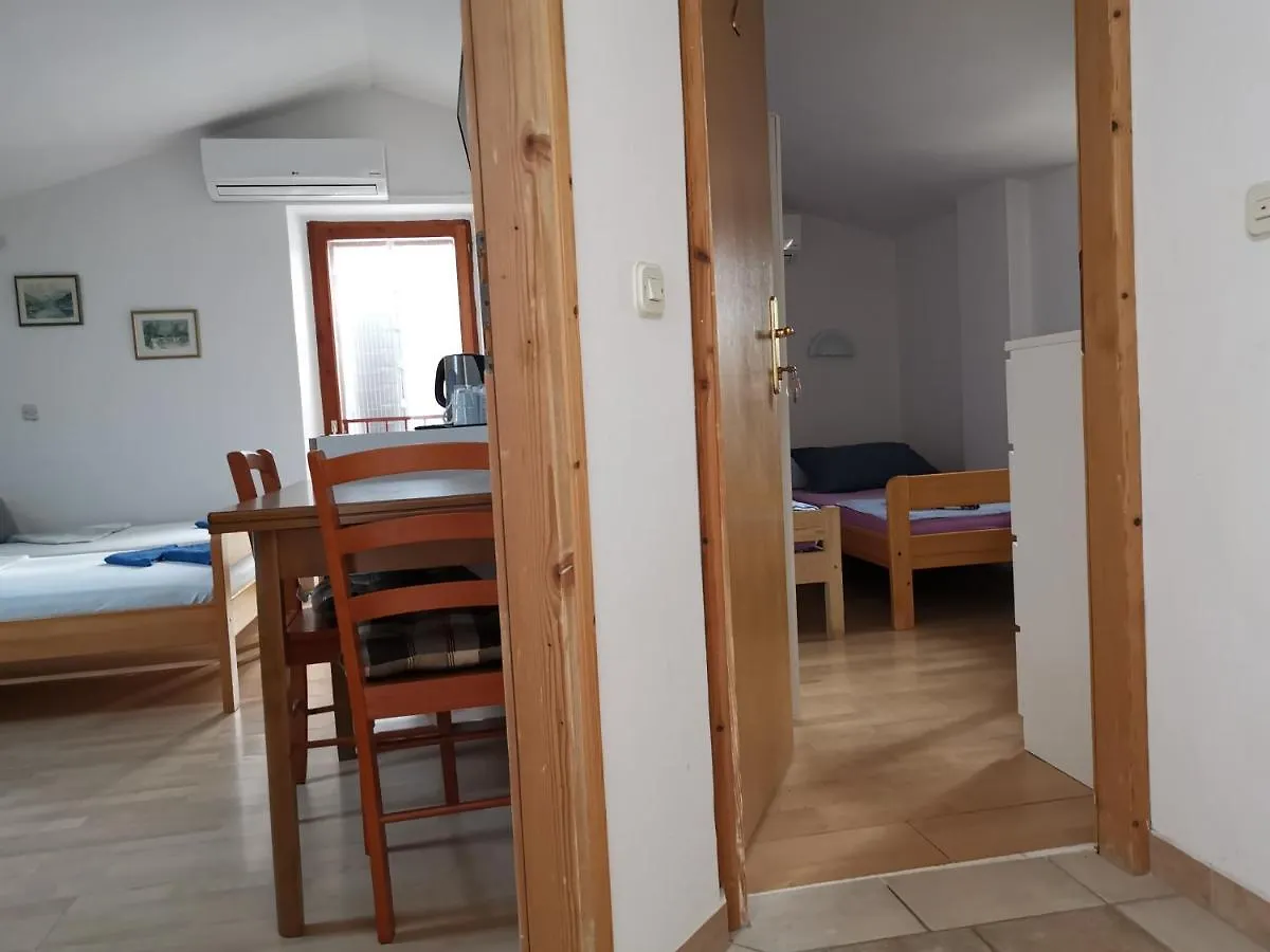 Guest House Accommodation Rupine Premantura Kroatien