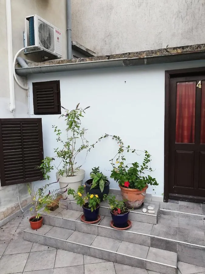 Guest House Accommodation Rupine Premantura